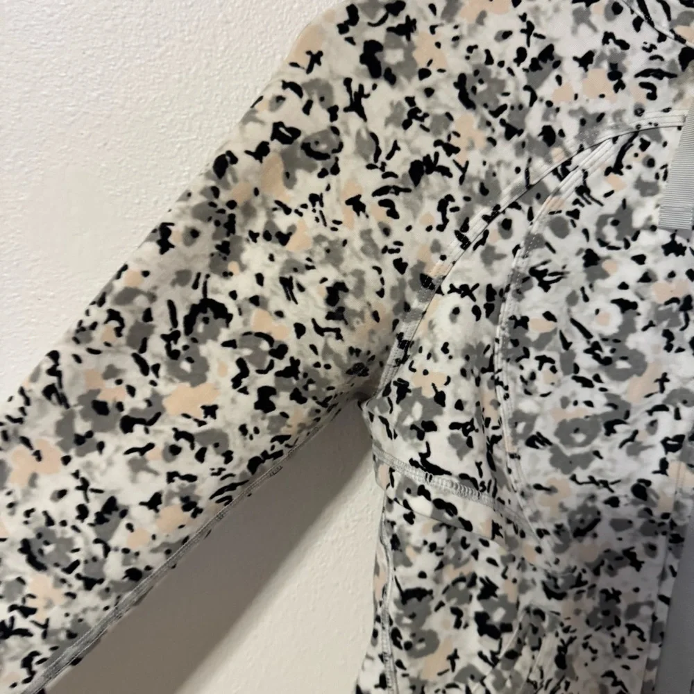 Lululemon After Asana Hoodie Not So Petite Fleur Silver Spoon Zipper Gym-4